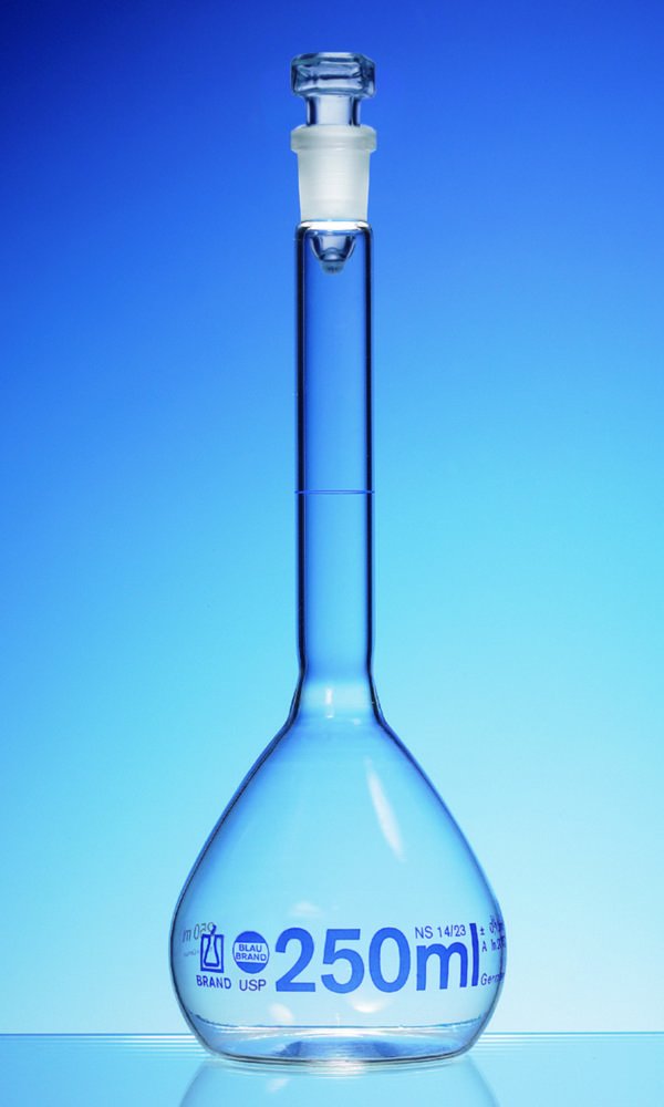 Volumetric flasks USP, boro 3.3, class A, blue graduations, with glass stopper, incl. USP batch certificate | Nominal capacity: 250 ml